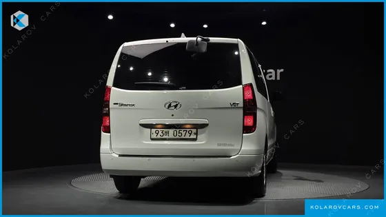 HYUNDAI STAREX VAN 3-SEATER