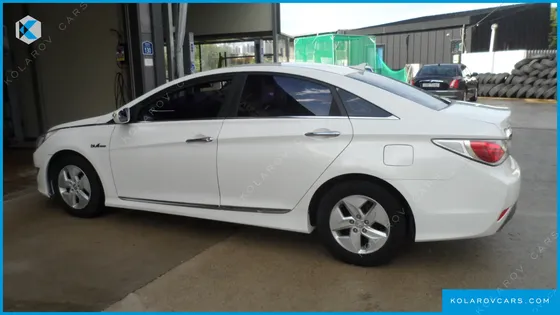 HYUNDAI SONATA 2.0