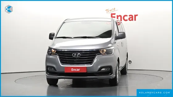 HYUNDAI STAREX VAN 5-SEATER