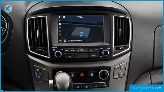HYUNDAI STAREX VAN 5-SEATER