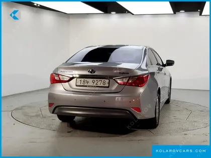 HYUNDAI SONATA 2.0
