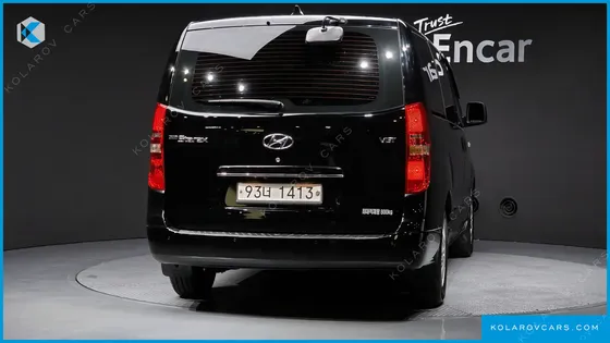 HYUNDAI STAREX VAN 3-SEATER