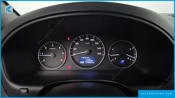 HYUNDAI STAREX WAGON 12-SEATER