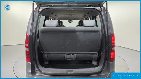 HYUNDAI STAREX WAGON 12-SEATER