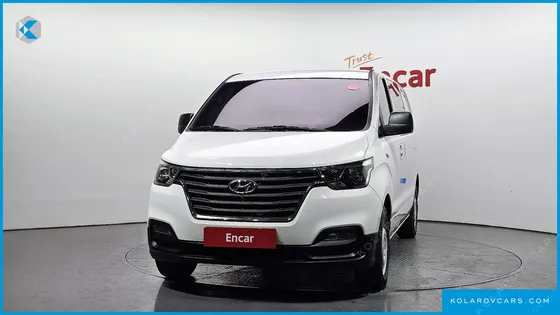 HYUNDAI STAREX VAN 5-SEATER