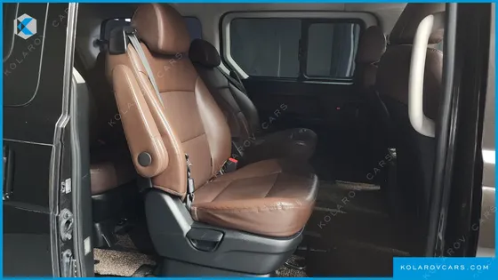 HYUNDAI STAREX URBAN 9-SEATER