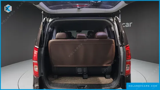 HYUNDAI STAREX URBAN 9-SEATER