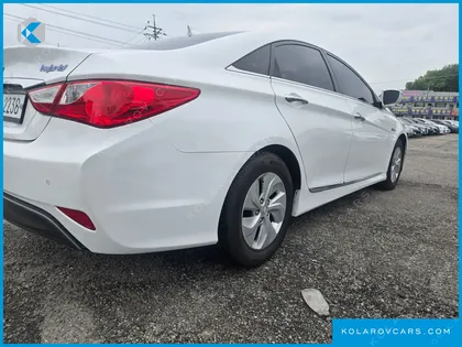 HYUNDAI SONATA 2.0