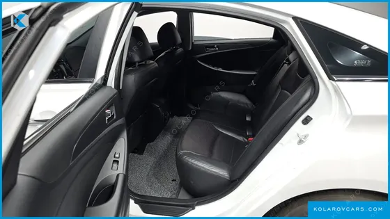 HYUNDAI SONATA 2.0