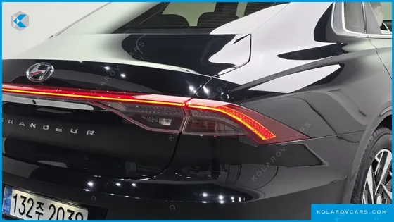 HYUNDAI GRANDEUR LE BLANC