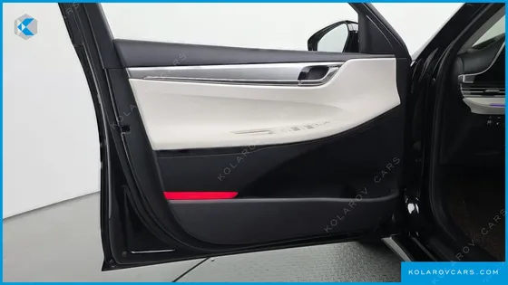 HYUNDAI GRANDEUR LE BLANC