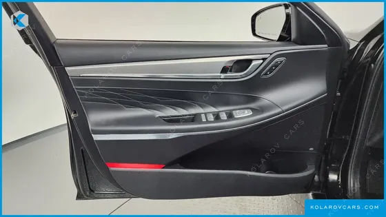 HYUNDAI GRANDEUR CALLIGRAPHY