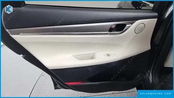 HYUNDAI GRANDEUR LE BLANC
