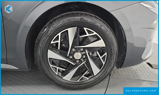HYUNDAI GRANDEUR EXCLUSIVE