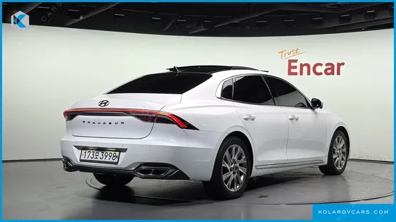 HYUNDAI GRANDEUR CALLIGRAPHY