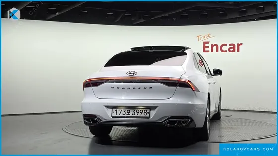 HYUNDAI GRANDEUR CALLIGRAPHY