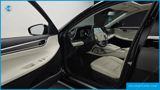 HYUNDAI GRANDEUR LE BLANC