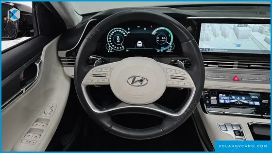 HYUNDAI GRANDEUR LE BLANC