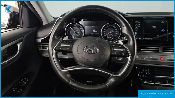 HYUNDAI GRANDEUR PREMIUM CHOICE
