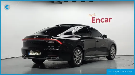 HYUNDAI GRANDEUR CALLIGRAPHY