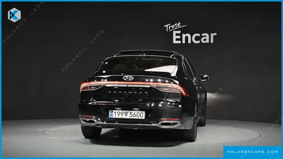HYUNDAI GRANDEUR LE BLANC