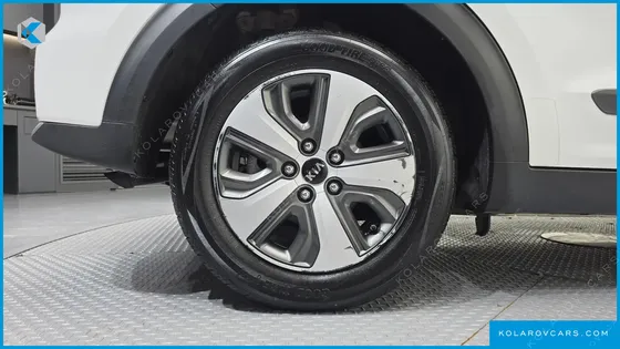 KIA NIRO LUXURY