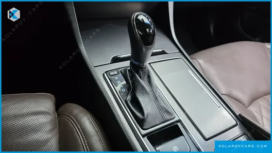 HYUNDAI ASLAN G330 PREMIUM