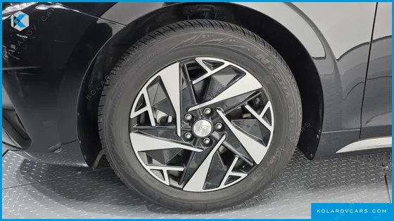 HYUNDAI GRANDEUR LE BLANC