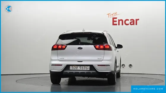 KIA NIRO LUXURY