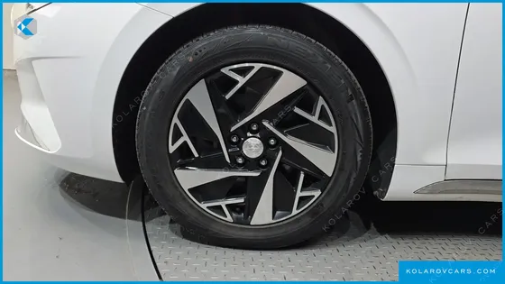 HYUNDAI GRANDEUR LE BLANC