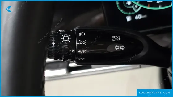 HYUNDAI GRANDEUR LE BLANC