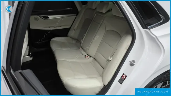 HYUNDAI GRANDEUR LE BLANC