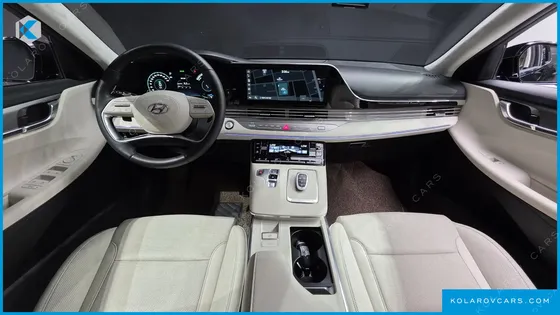 HYUNDAI GRANDEUR LE BLANC