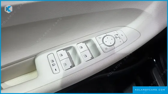 HYUNDAI GRANDEUR LE BLANC