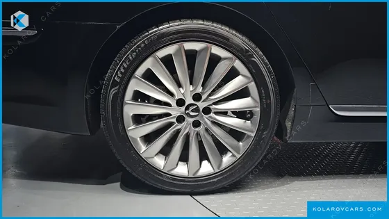 HYUNDAI EQUUS VL500
