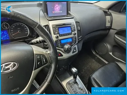 HYUNDAI I30 1.6 VVT LUXURY