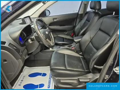 HYUNDAI I30 1.6 VVT LUXURY