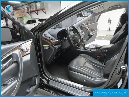 HYUNDAI ASLAN G300  MODERN