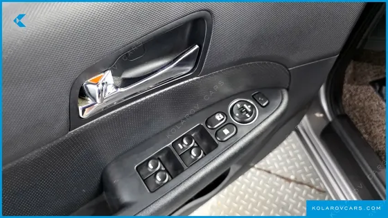 HYUNDAI I30 1.6 VGT LUXURY