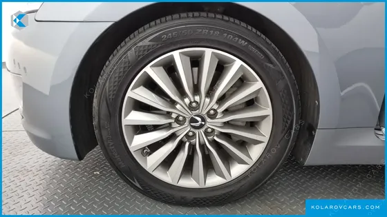HYUNDAI EQUUS VS380