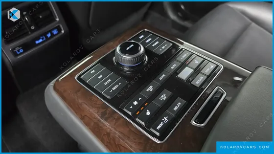 HYUNDAI EQUUS VS380