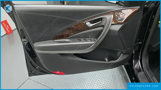HYUNDAI ASLAN G300  MODERN