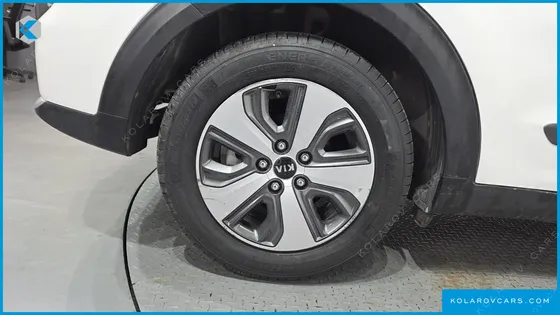 KIA NIRO LUXURY
