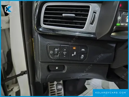KIA NIRO NOBLESSE