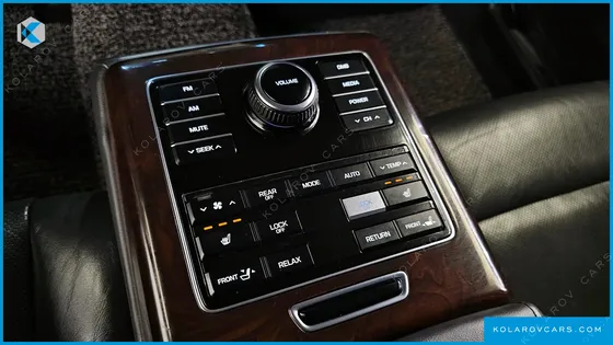 HYUNDAI EQUUS VS380