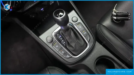 HYUNDAI KONA GASOLINE 2.0 2WD