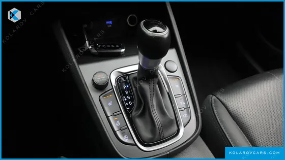 HYUNDAI KONA GASOLINE 2.0 2WD