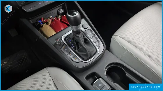 HYUNDAI KONA GASOLINE 2.0 2WD