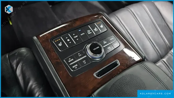HYUNDAI EQUUS VS380
