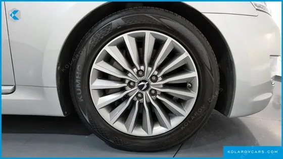 HYUNDAI EQUUS VS380